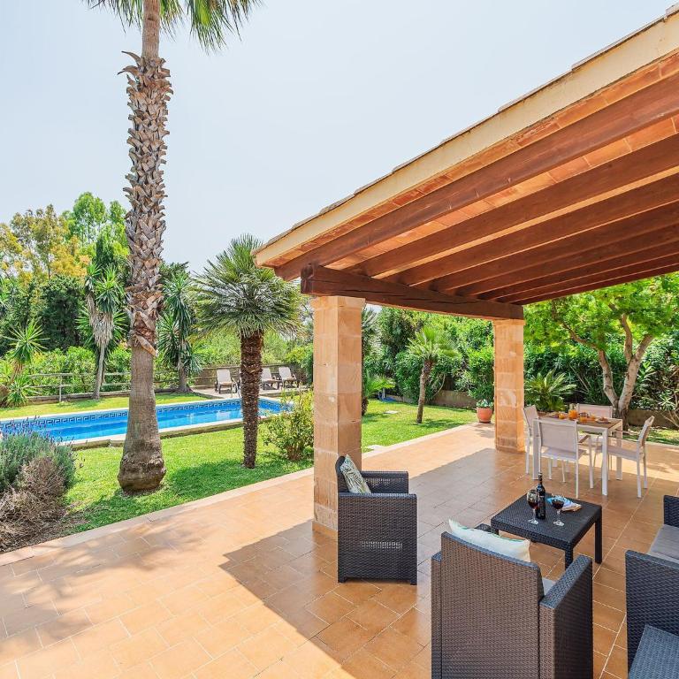 2-Bed Villa with Pool, Puerto Pollença - Two-Bedroom Villa - 16