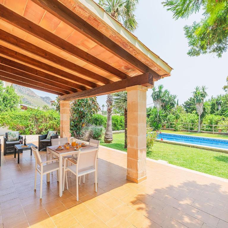 2-Bed Villa with Pool, Puerto Pollença - Two-Bedroom Villa - 18