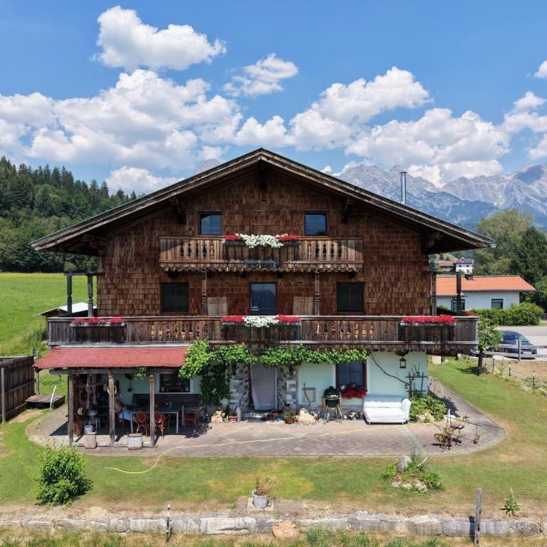 Holiday apartment on a farm with outdoor whirlpool - Appartement 4 Chambres - 1