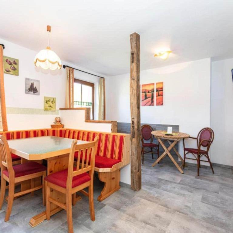 Holiday apartment on a farm with outdoor whirlpool - Appartement 4 Chambres - 2