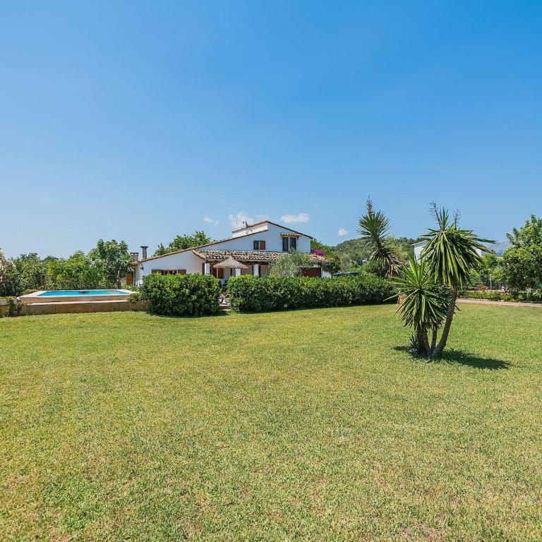 Secluded Country Villa with Pool - Four-Bedroom Country house - 9