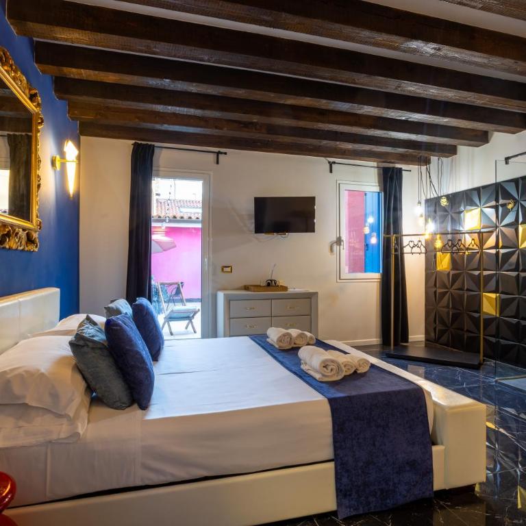 Dimora Fattorini - Deluxe Queen Room - 4