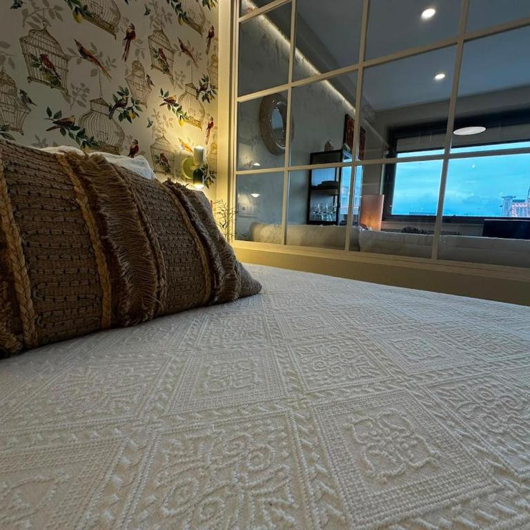 Policarpo Sanz 1, 302 by YBH - One-Bedroom Apartment - 7