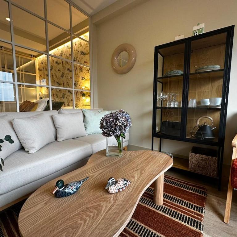 Policarpo Sanz 1, 302 by YBH - One-Bedroom Apartment - 19