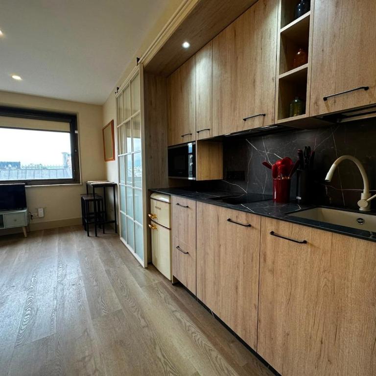 Policarpo Sanz 1, 302 by YBH - One-Bedroom Apartment - 20