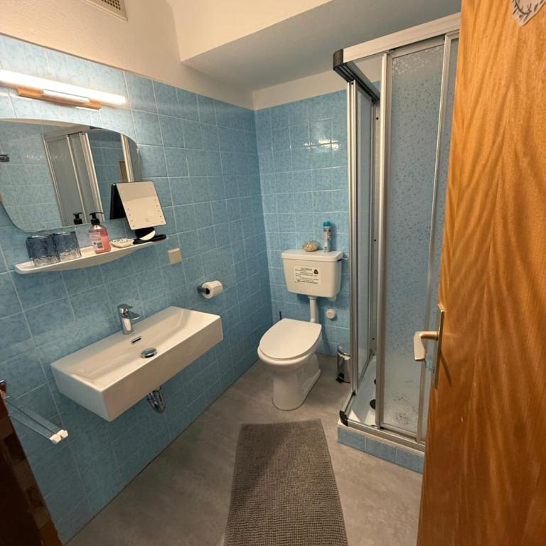 Pension Mitterwallner - Doppelzimmer mit Balkon - 8