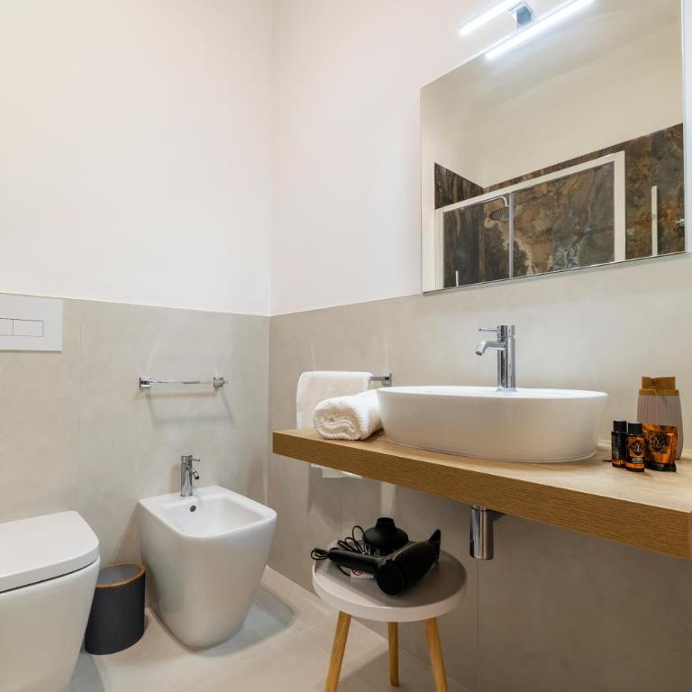 Dimora Largo Franchì Apartments - Deluxe King Studio - 8