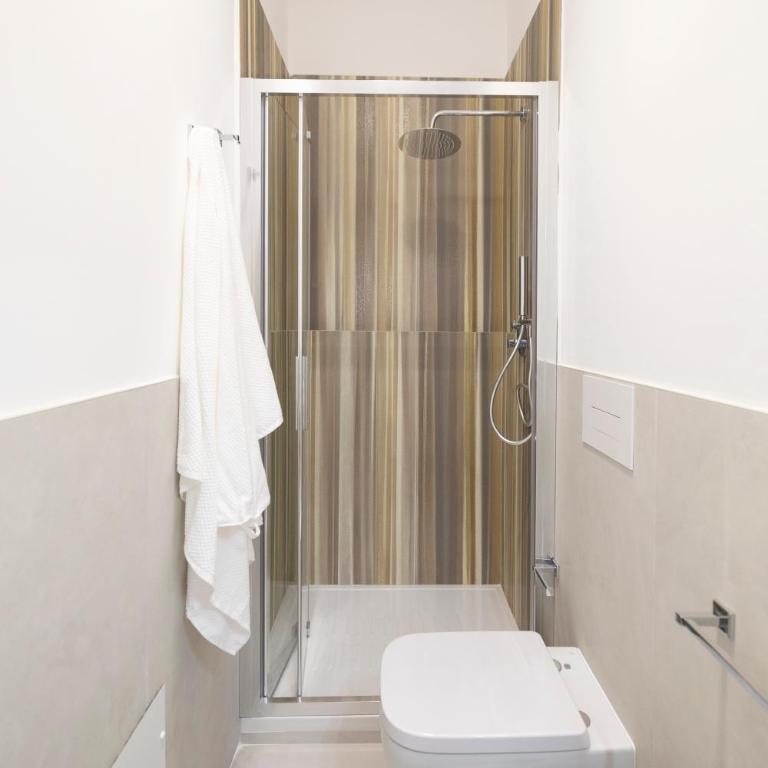 Dimora Largo Franchì Apartments - Deluxe Studio - 7