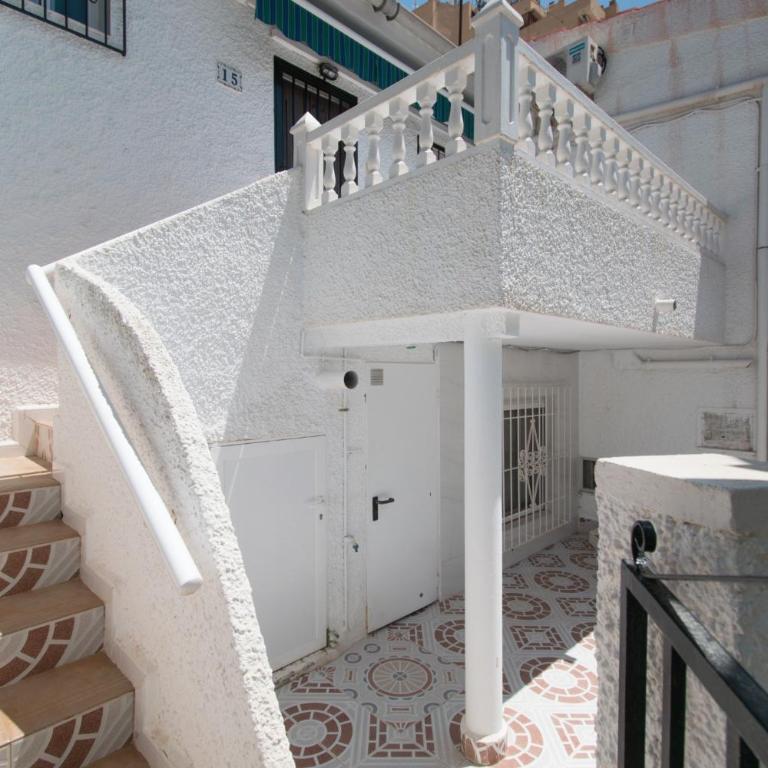 097 Lovely Bungalow - Alicante Holiday - Bungalow - 2