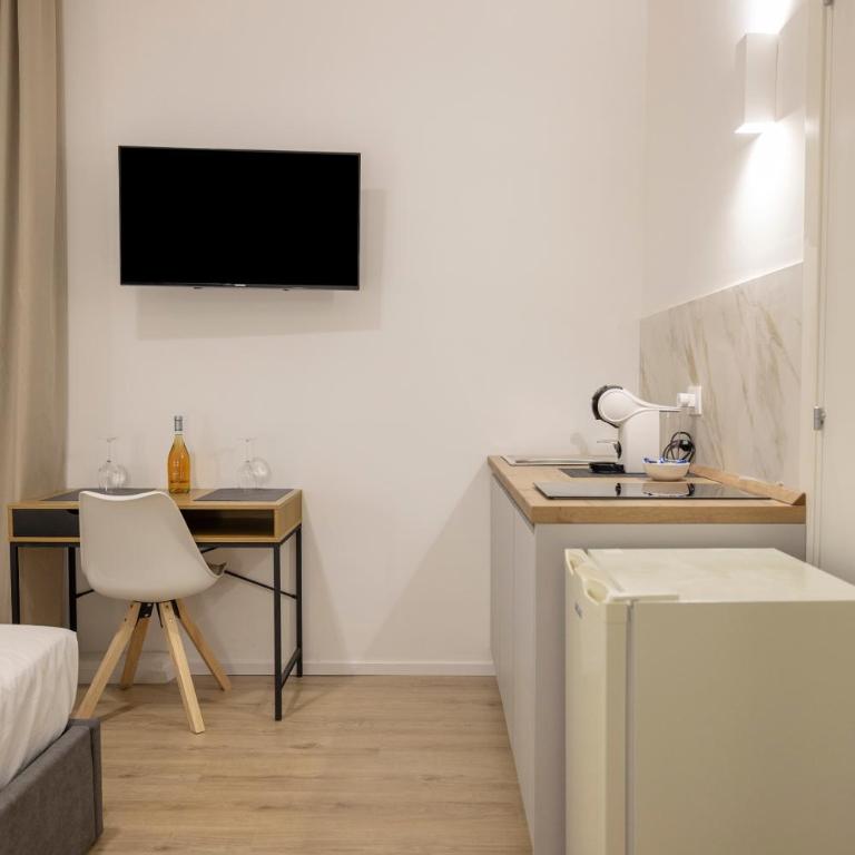 Dimora Largo Franchì Apartments - Standard Studio - 10