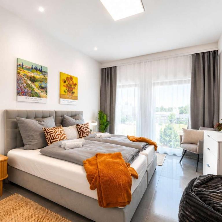 Yello Homes Suite - Dream Loft - Jacquzzi - bis zu 10 Gäste - Suite - 3