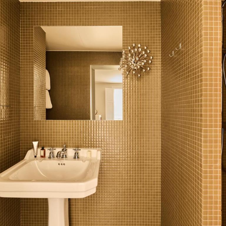 Hôtel Nude Paris - Color Vision - Twin Luco - 9