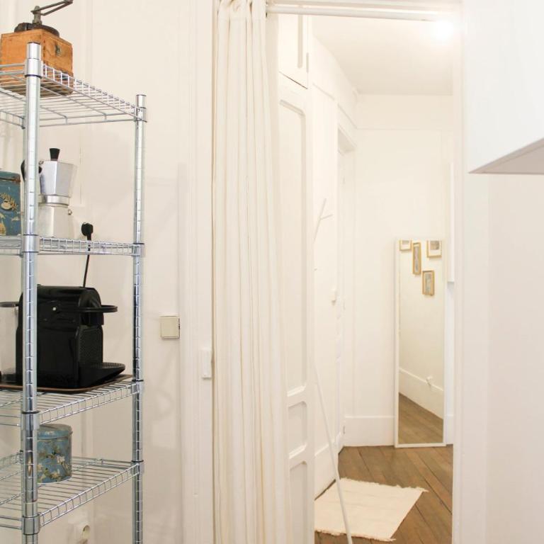 Charming Apartment not far from Père Lachaise - Apartment - 7