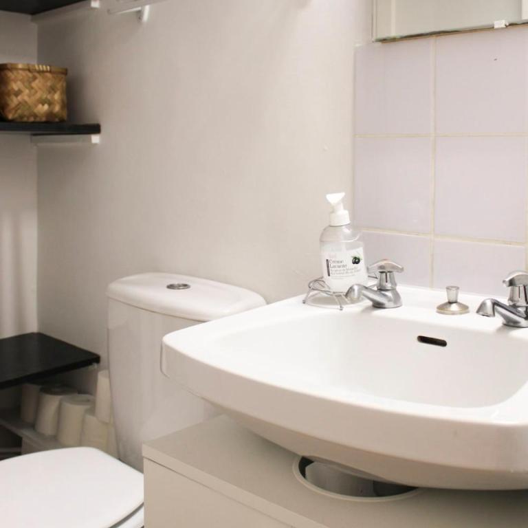 Charming Apartment not far from Père Lachaise - Apartment - 15