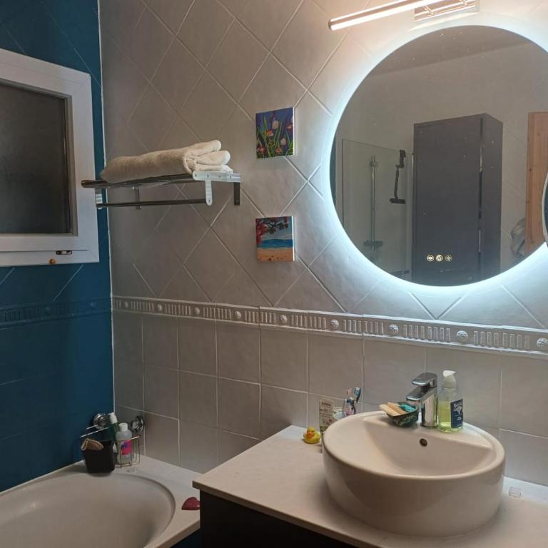 Peaceful 2 bedroom apartment in St Raphael - Appartement 2 Chambres - 4