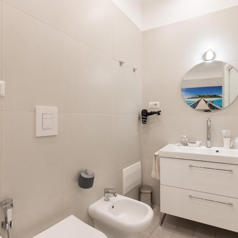 MERGELLINA AMORE e FANTASIA - Deluxe Suite with Spa Bath - 10
