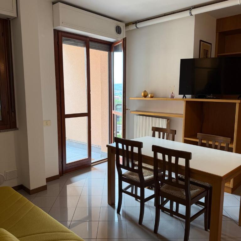 La Bella Vista 7 - Immobili e Soluzioni Rent - Appartamento con 1 Camera da Letto - 2