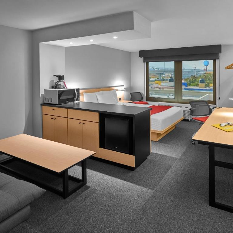 City Express by Marriott Monterrey Santa Catarina - Suite con sofá cama - Cama grande - 3