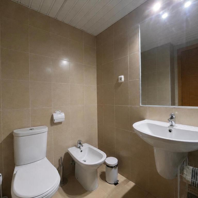 Beautiful 2-Bedroom Frontline Beach Apartment - Apartamento de 2 dormitorios - 13