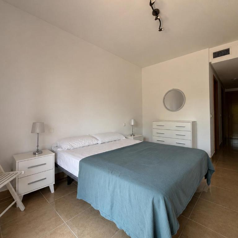 Beautiful 2-Bedroom Frontline Beach Apartment - Apartamento de 2 dormitorios - 19