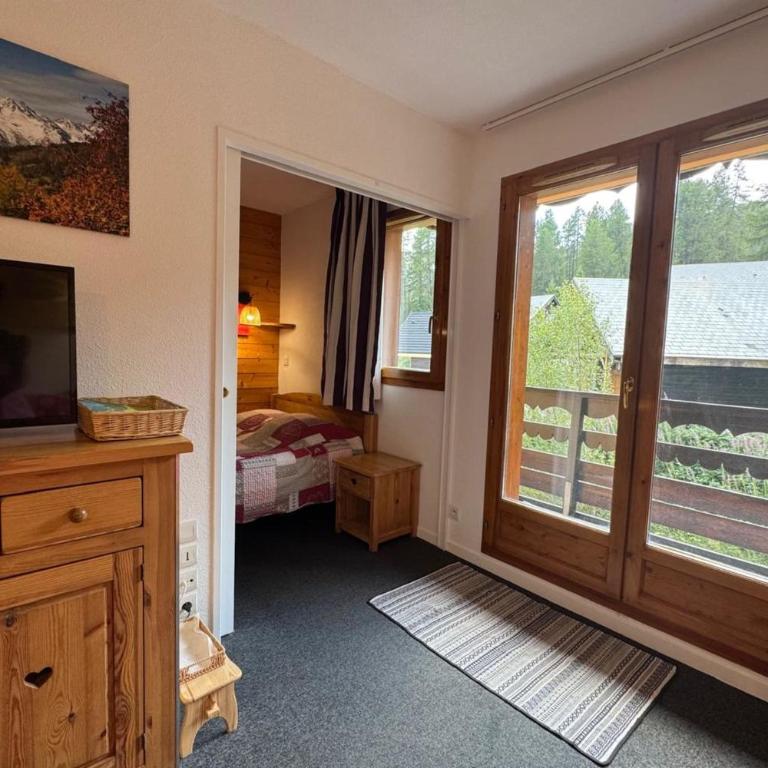 Risoul T2 6 pers Piscine et sauna proche pistes - Appartement - 6