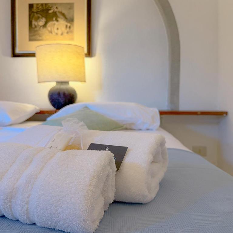 Exclusive Villa Overlooking La Pelosa Beach by Host Hero - Villa - 50