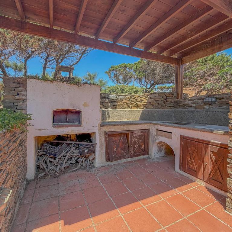 Exclusive Villa Overlooking La Pelosa Beach by Host Hero - Villa - 74