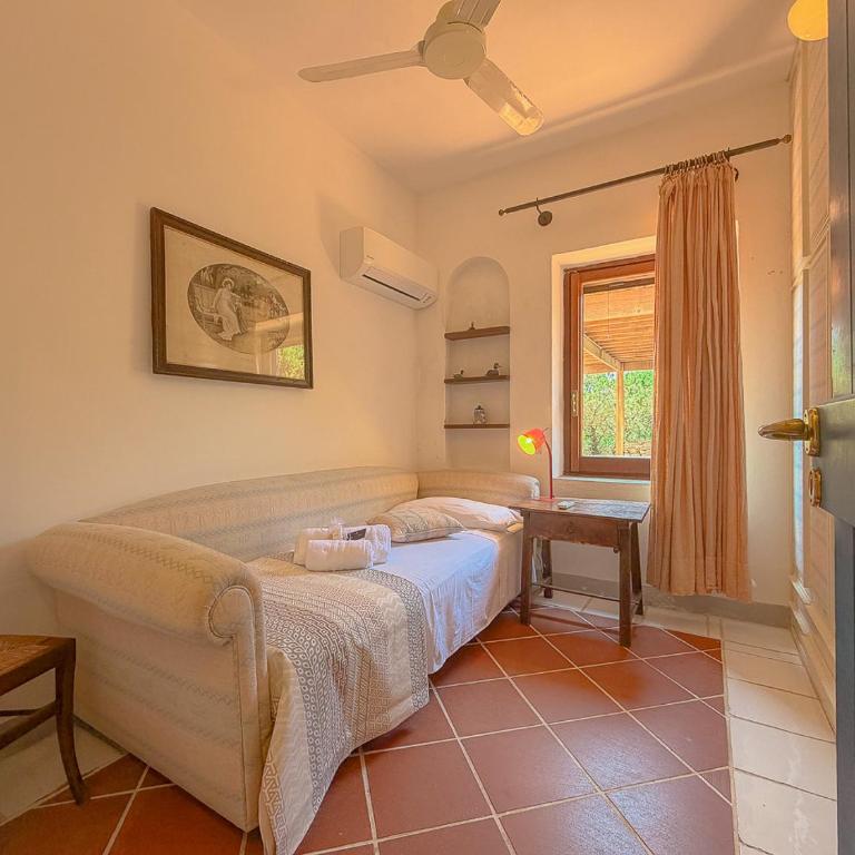 Exclusive Villa Overlooking La Pelosa Beach by Host Hero - Villa - 54