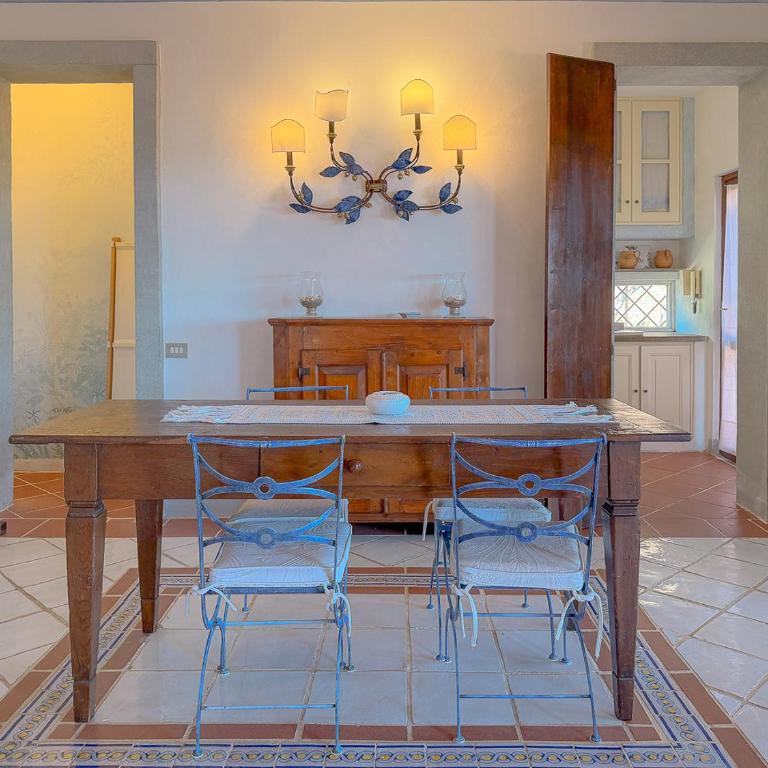 Exclusive Villa Overlooking La Pelosa Beach by Host Hero - Villa - 26