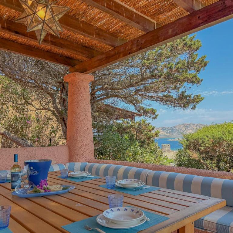 Exclusive Villa Overlooking La Pelosa Beach by Host Hero - Villa - 22
