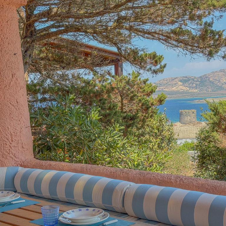 Exclusive Villa Overlooking La Pelosa Beach by Host Hero - Villa - 6