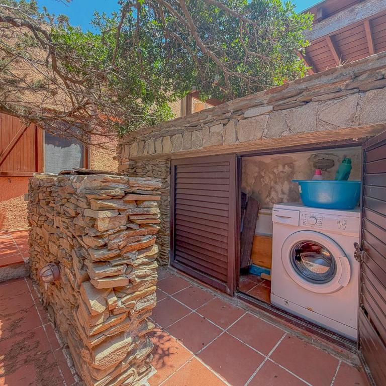 Exclusive Villa Overlooking La Pelosa Beach by Host Hero - Villa - 75