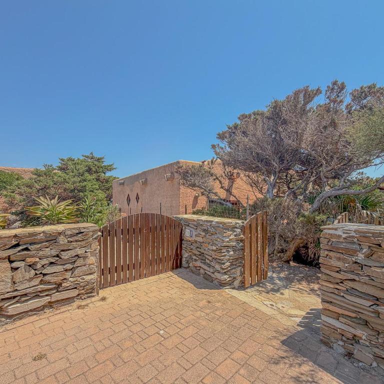 Exclusive Villa Overlooking La Pelosa Beach by Host Hero - Villa - 84
