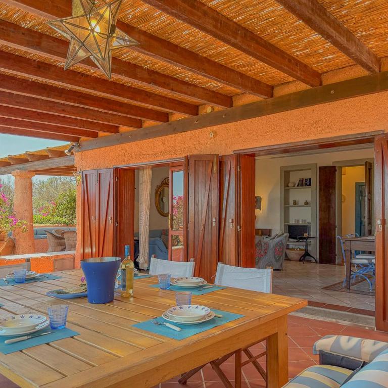 Exclusive Villa Overlooking La Pelosa Beach by Host Hero - Villa - 7