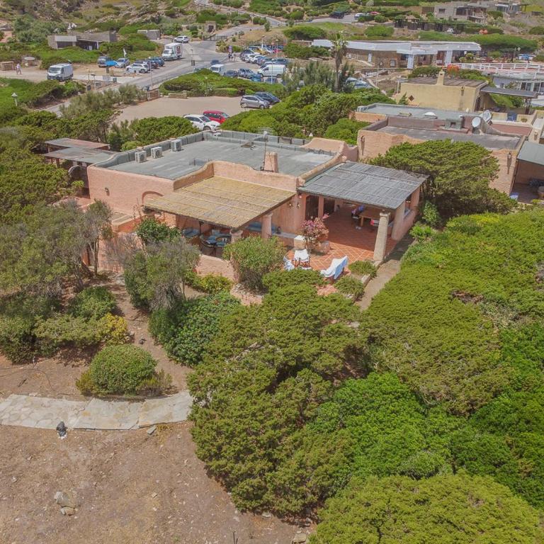 Exclusive Villa Overlooking La Pelosa Beach by Host Hero - Villa - 33
