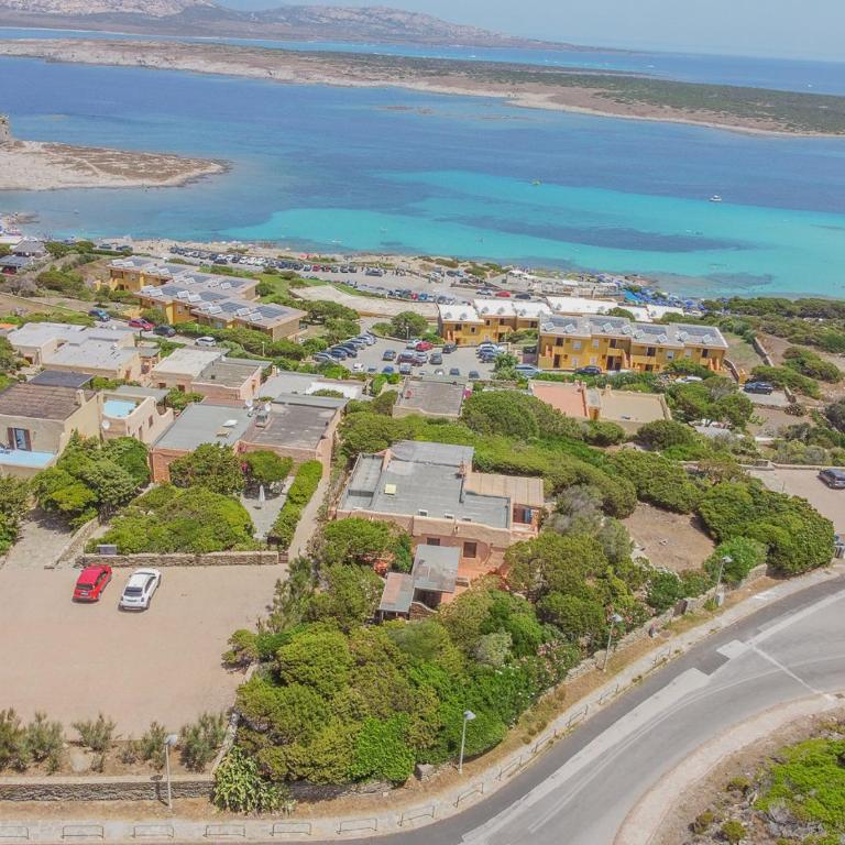 Exclusive Villa Overlooking La Pelosa Beach by Host Hero - Villa - 85