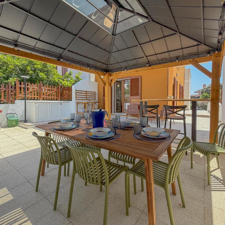 Pergola, BBQ and modern comfort by Host Hero - Appartamento - 22