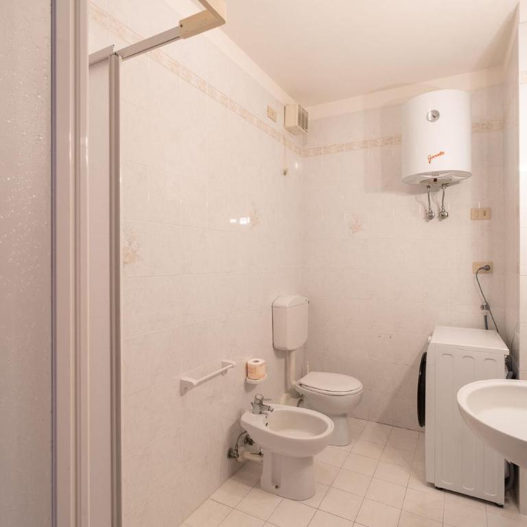 Residence Albatros - Appartamento con 2 Camere da Letto - 3