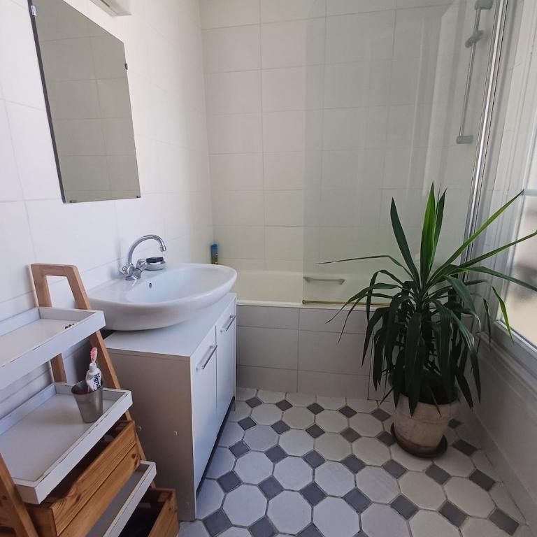 Central Paris - Charming one bedroom apartment - Appartement 1 Chambre - 8