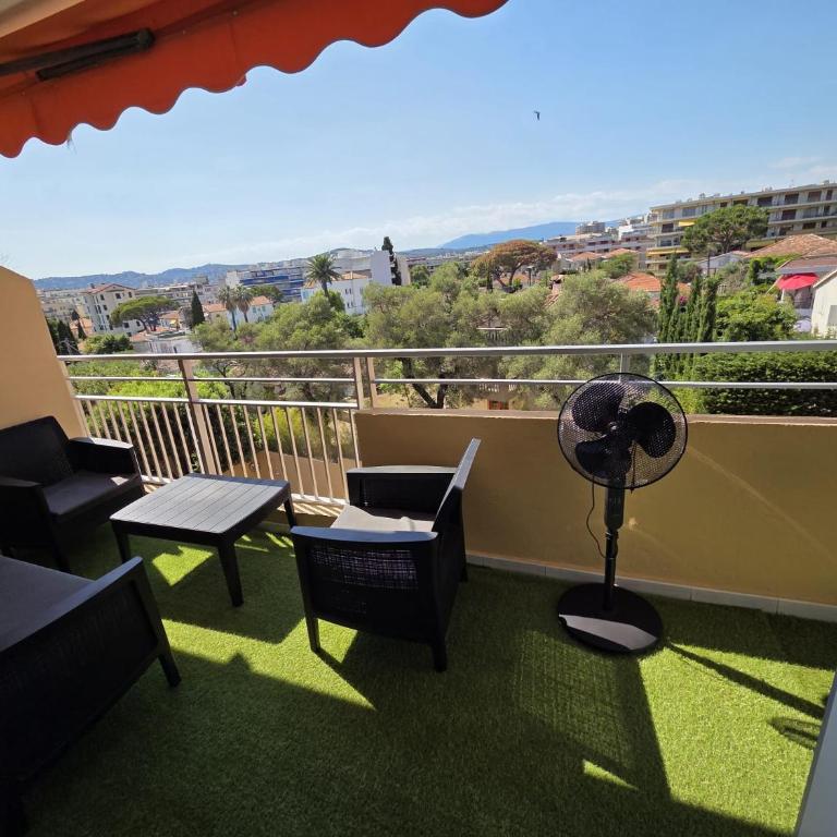 Suite indépendante rénovée avec terrasse au calme - Chambre Double avec Terrasse - 6