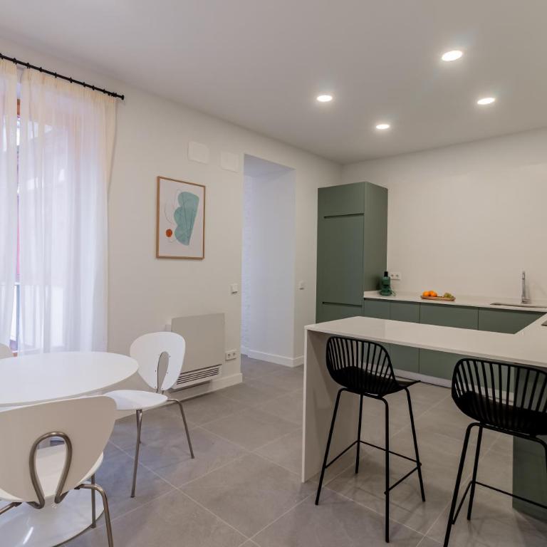 Welcomer Apartments La Latina - Appartement 3 Chambres Deluxe - 5