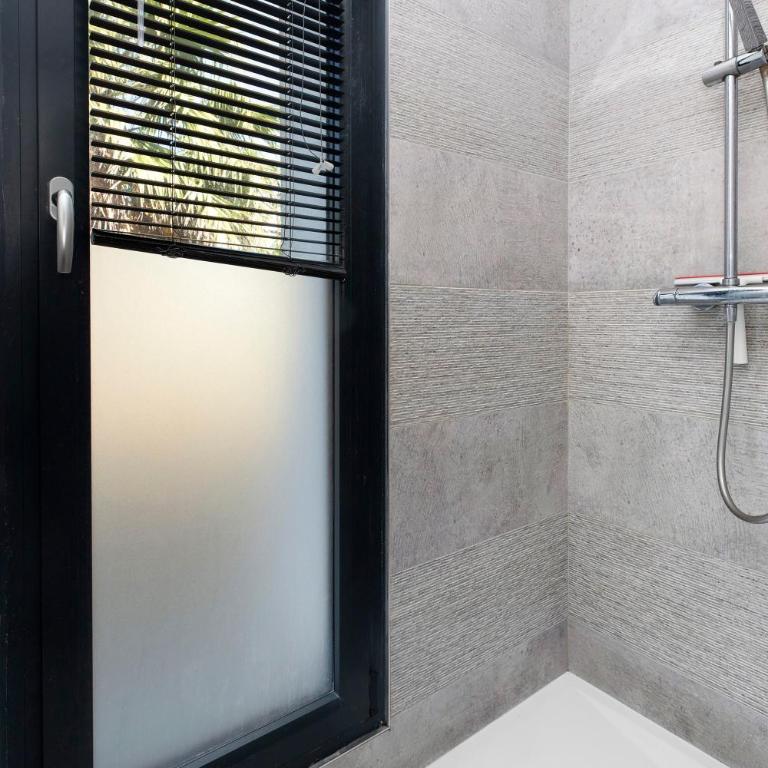 Maison Des Violettes 4 personnes - Two-Bedroom House - 11