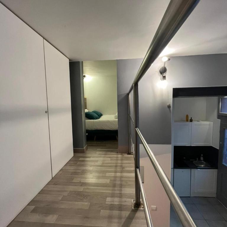 Spacious, bright and beautifully decorated flat in heart of Marais short walk to Picaso Museum - Appartement 2 Chambres - 3