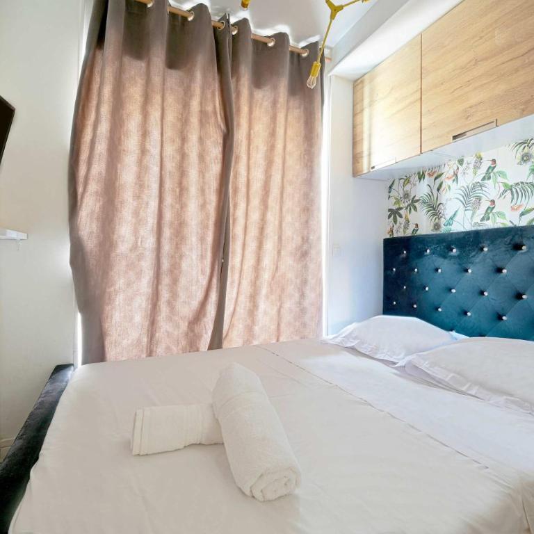 Petit studio Parisien - Quartier arais - Appartement - 4