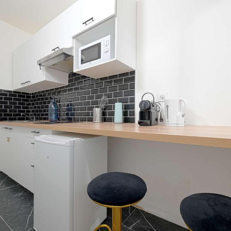 Modern Large Studio Apartment for 3 - Studio - 7