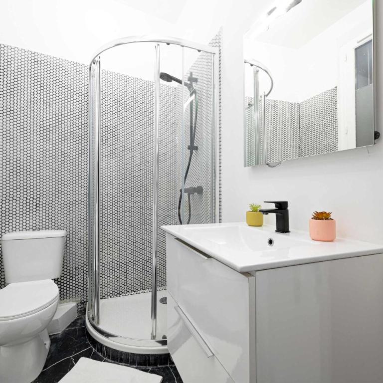 Modern Large Studio Apartment for 3 - Studio - 9