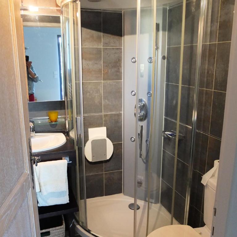 Superbe appartement avec double parking à 1 minute de la plage du Veillat - Appartement 3 Chambres - Étage Supérieur - 3