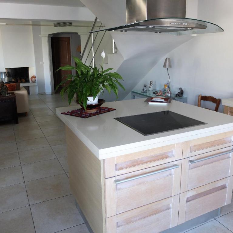 Superbe appartement avec double parking à 1 minute de la plage du Veillat - Appartement 3 Chambres - Étage Supérieur - 7