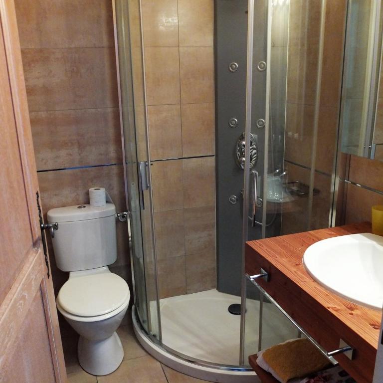 Superbe appartement avec double parking à 1 minute de la plage du Veillat - Appartement 3 Chambres - Étage Supérieur - 8