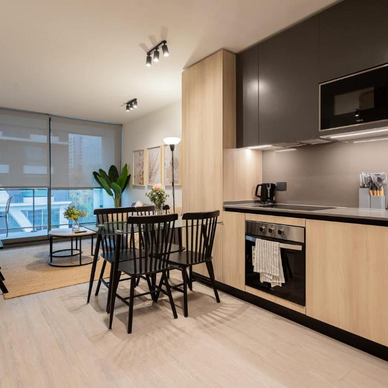 Modern 2BR2BA Prime Las Condes Escape for 4 Guests - Apartamento - 4